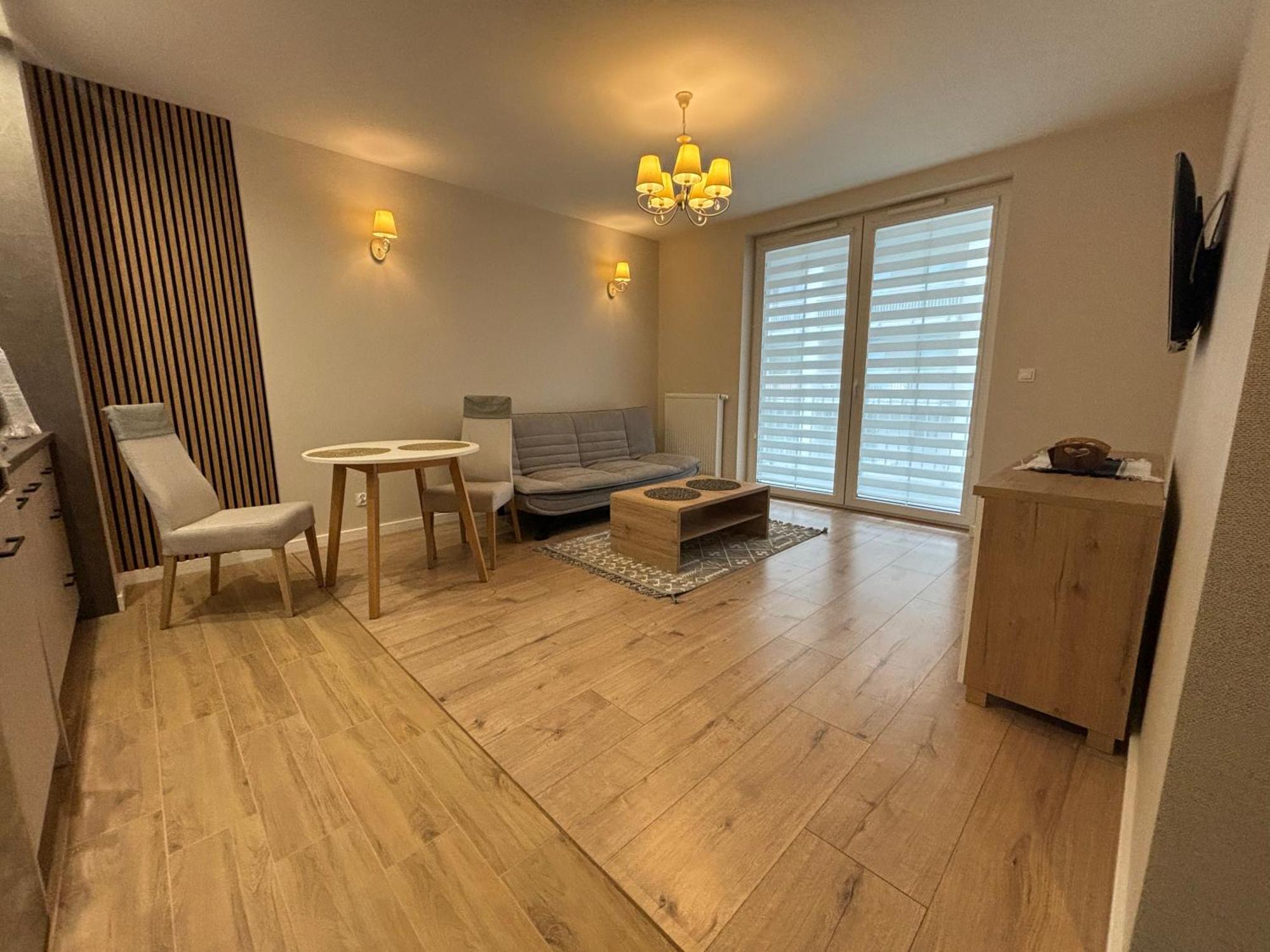 Apartamenty W Centrum Bialegostoku Z Parkingiem W Garazu Podziemnym Białystok Buitenkant foto