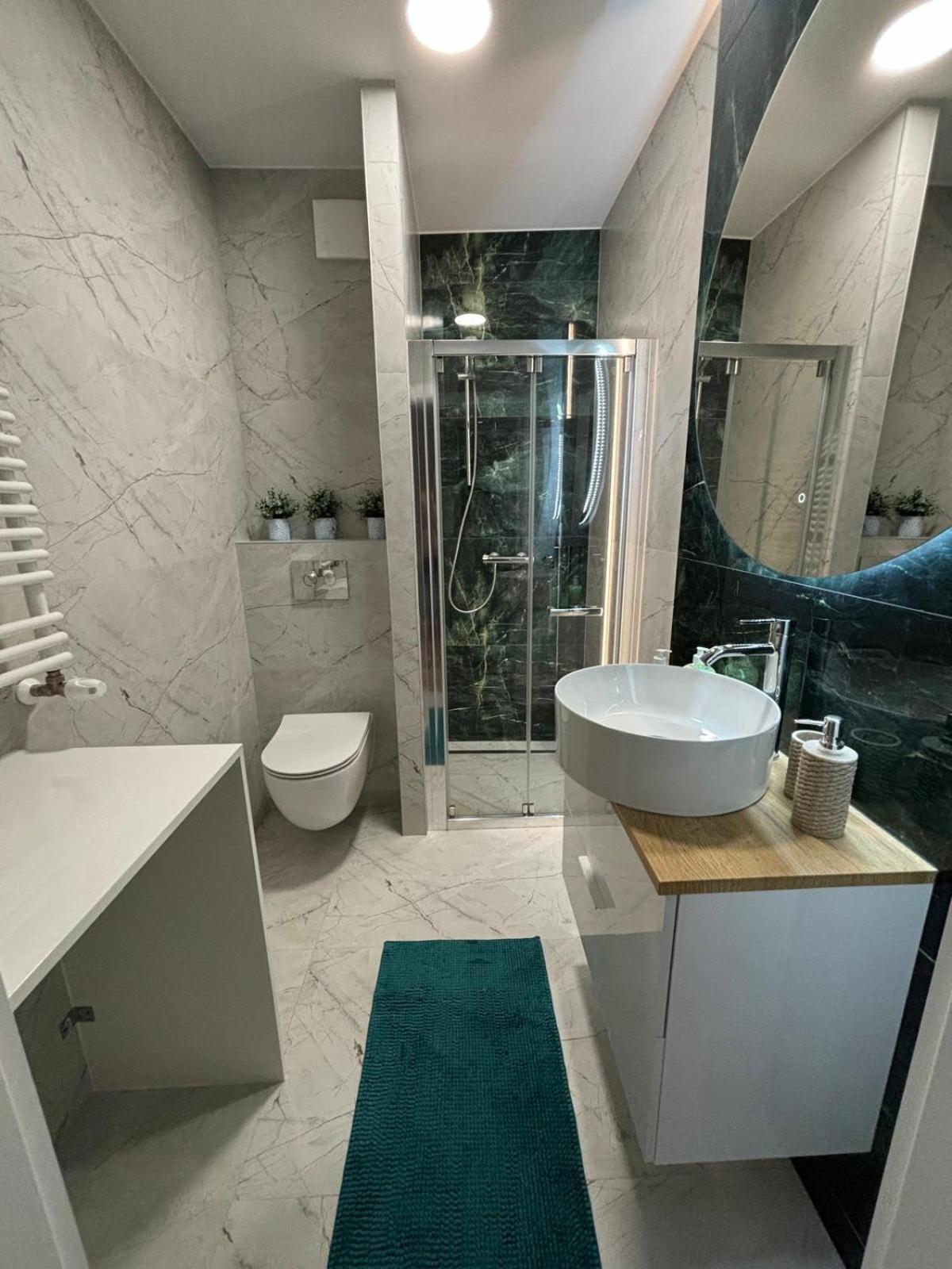 Apartamenty W Centrum Bialegostoku Z Parkingiem W Garazu Podziemnym Białystok Buitenkant foto