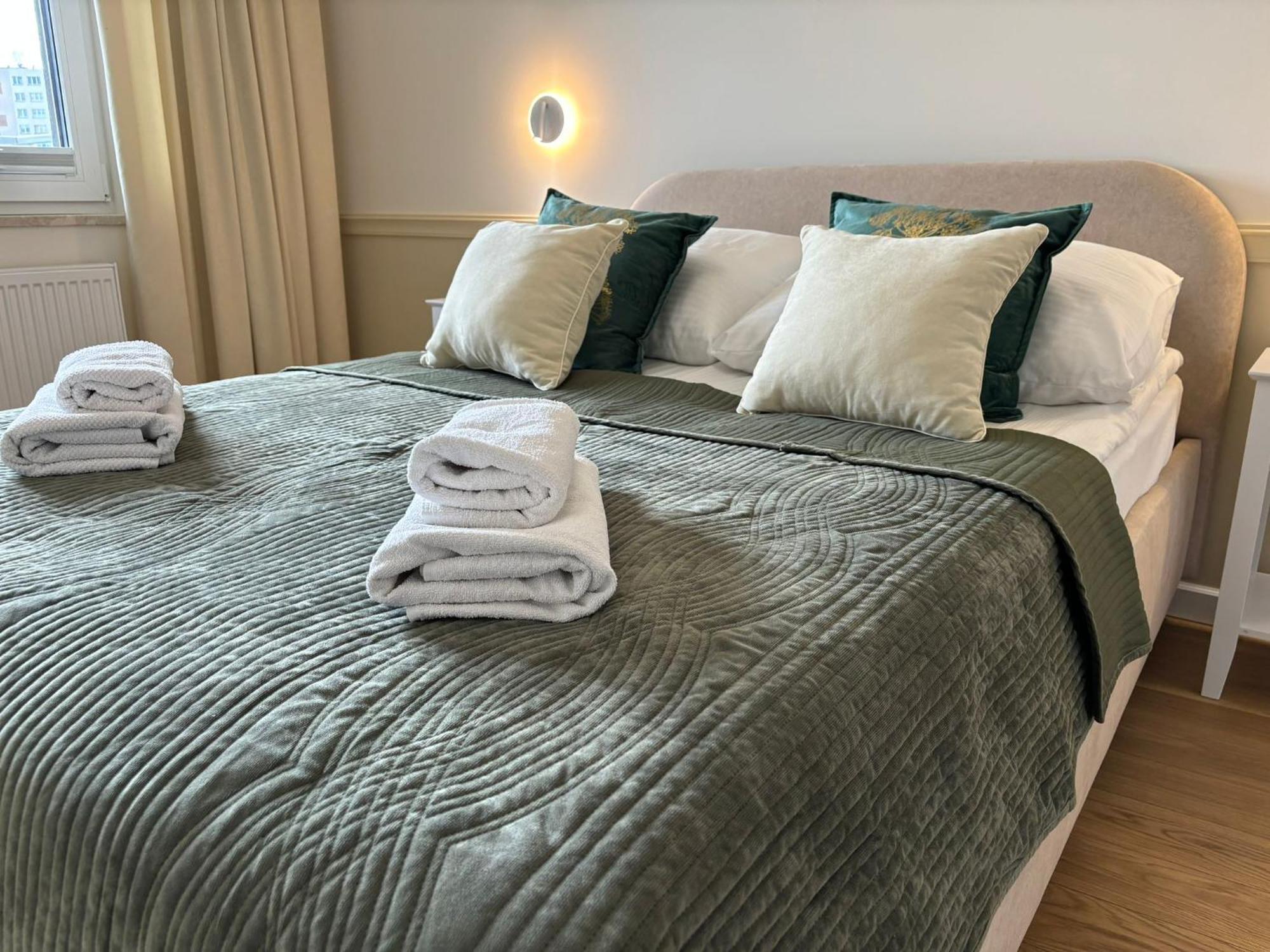 Apartamenty W Centrum Bialegostoku Z Parkingiem W Garazu Podziemnym Białystok Buitenkant foto