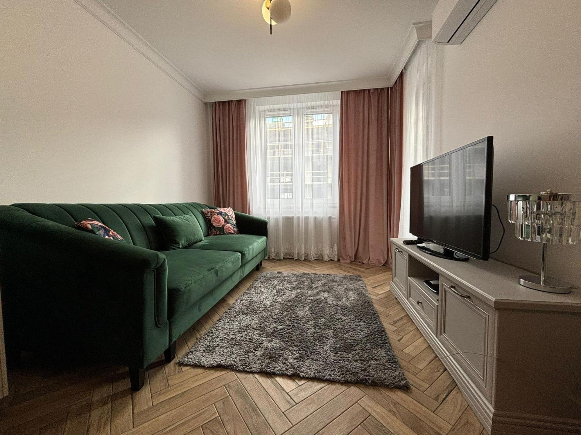 Apartamenty W Centrum Bialegostoku Z Parkingiem W Garazu Podziemnym Białystok Buitenkant foto