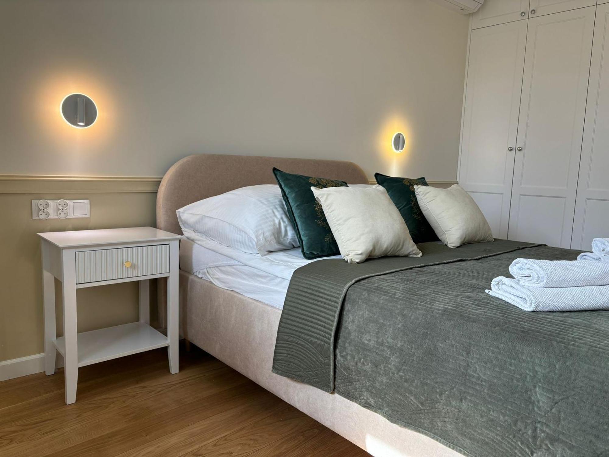 Apartamenty W Centrum Bialegostoku Z Parkingiem W Garazu Podziemnym Białystok Buitenkant foto